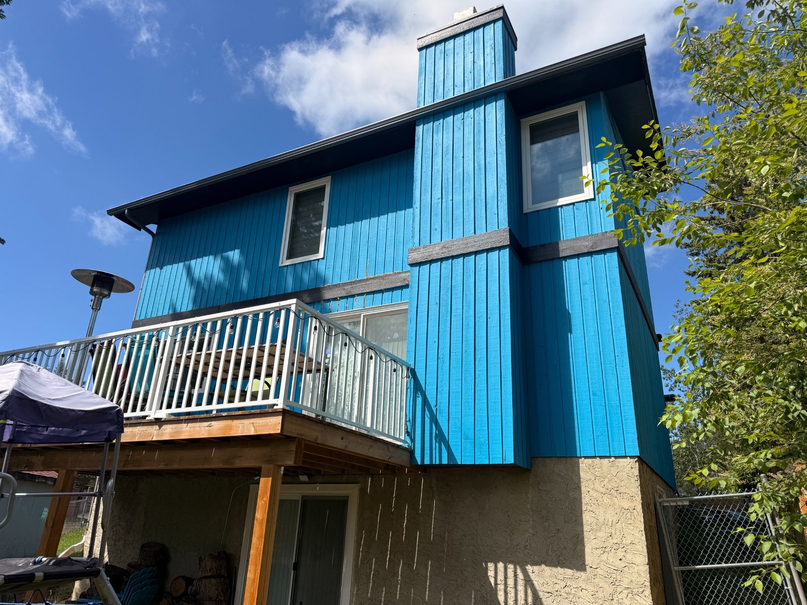 Rear deck elevation before renovation