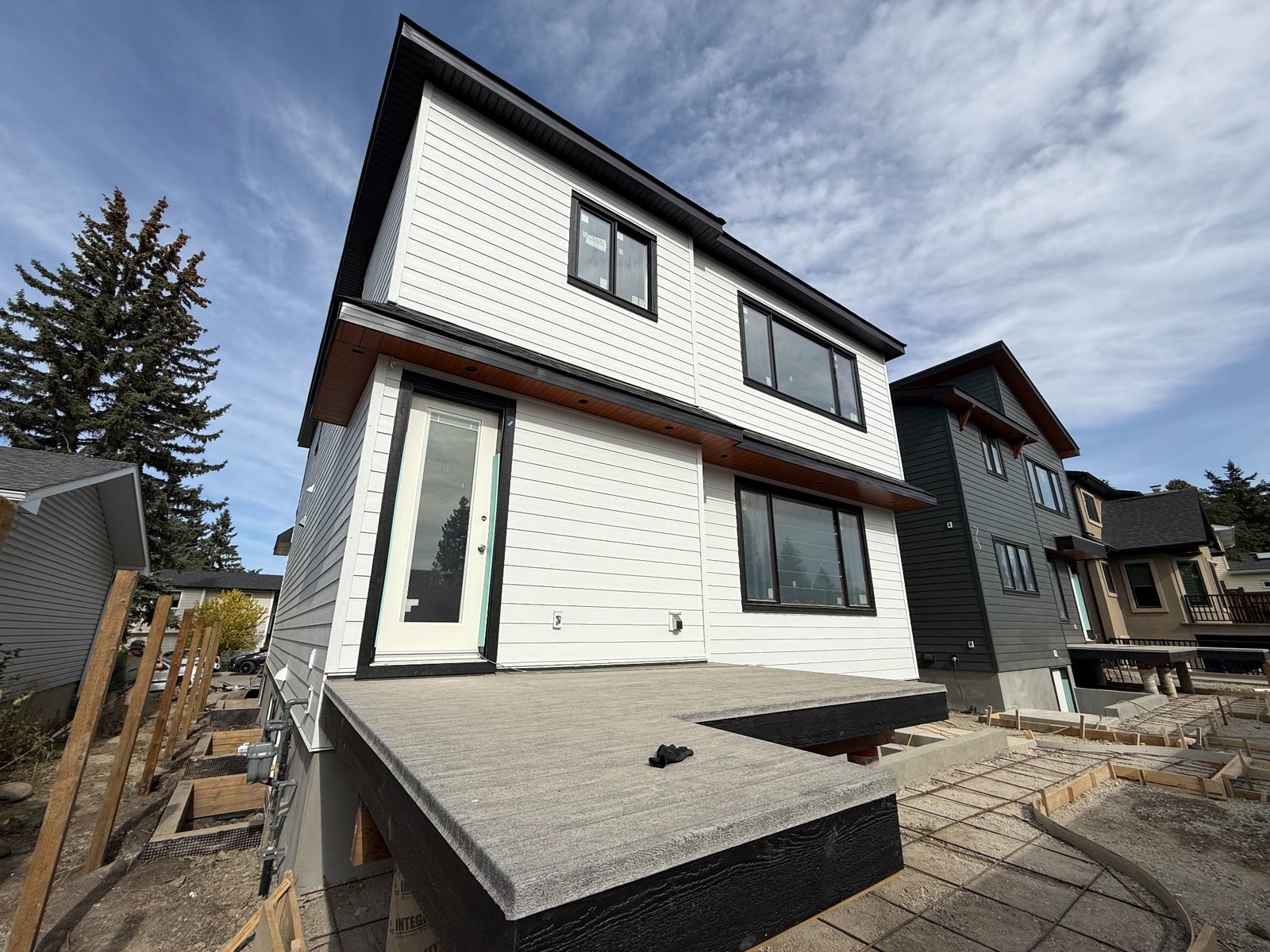 Light finished house exterior in Calgary